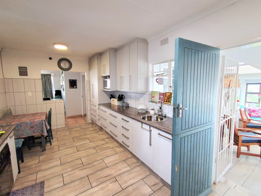4 Bedroom Property for Sale in Vaalpark Free State